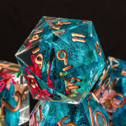 7 Piece Resin Dice Set with Flowers